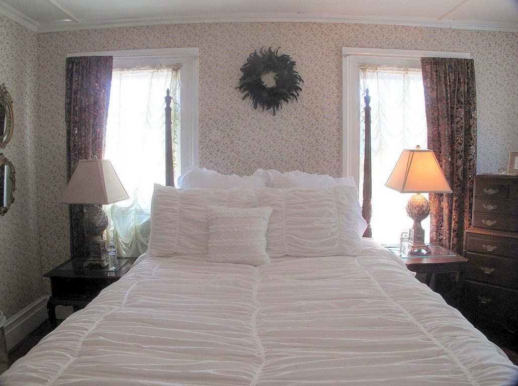 Our Rooms - Bel's Inn - A bed and breakfast in historic Kingston, NY